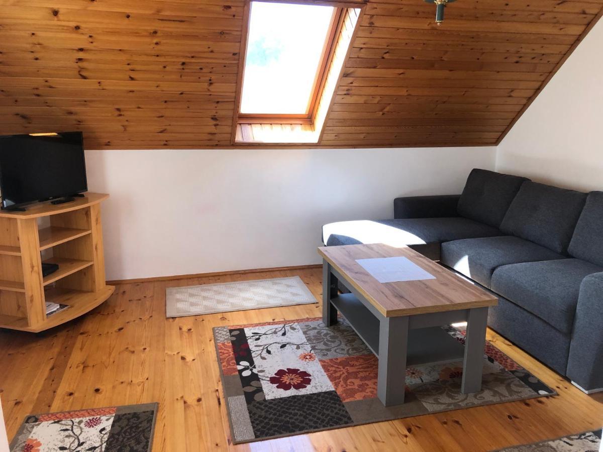 Pacsirta Apartman 伦蒂 外观 照片