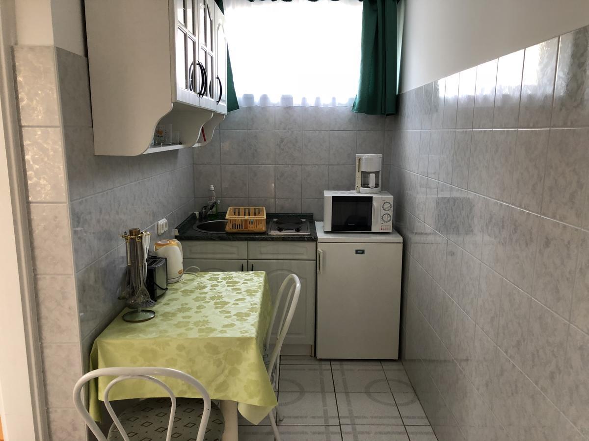 Pacsirta Apartman 伦蒂 外观 照片