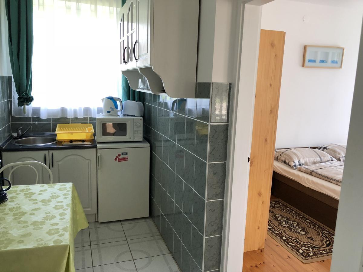 Pacsirta Apartman 伦蒂 外观 照片
